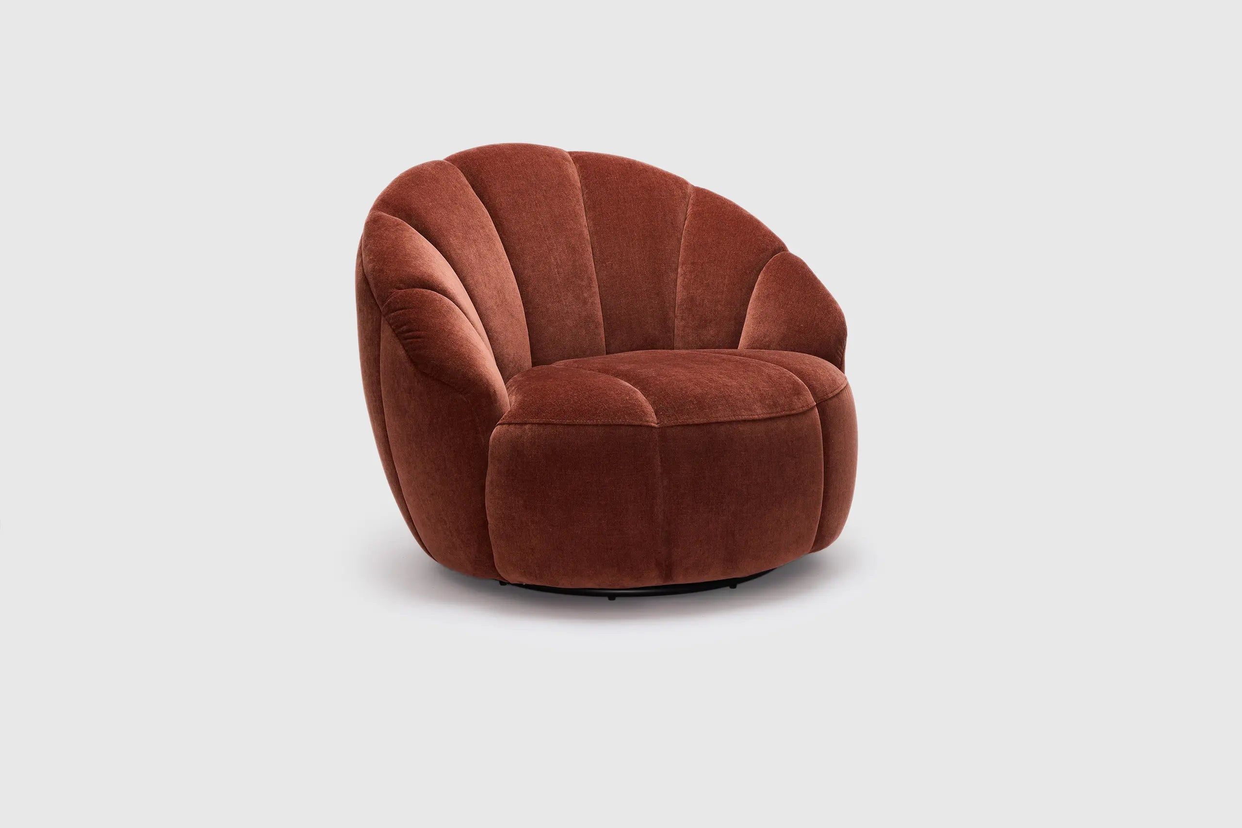 Hub Swivel Chair