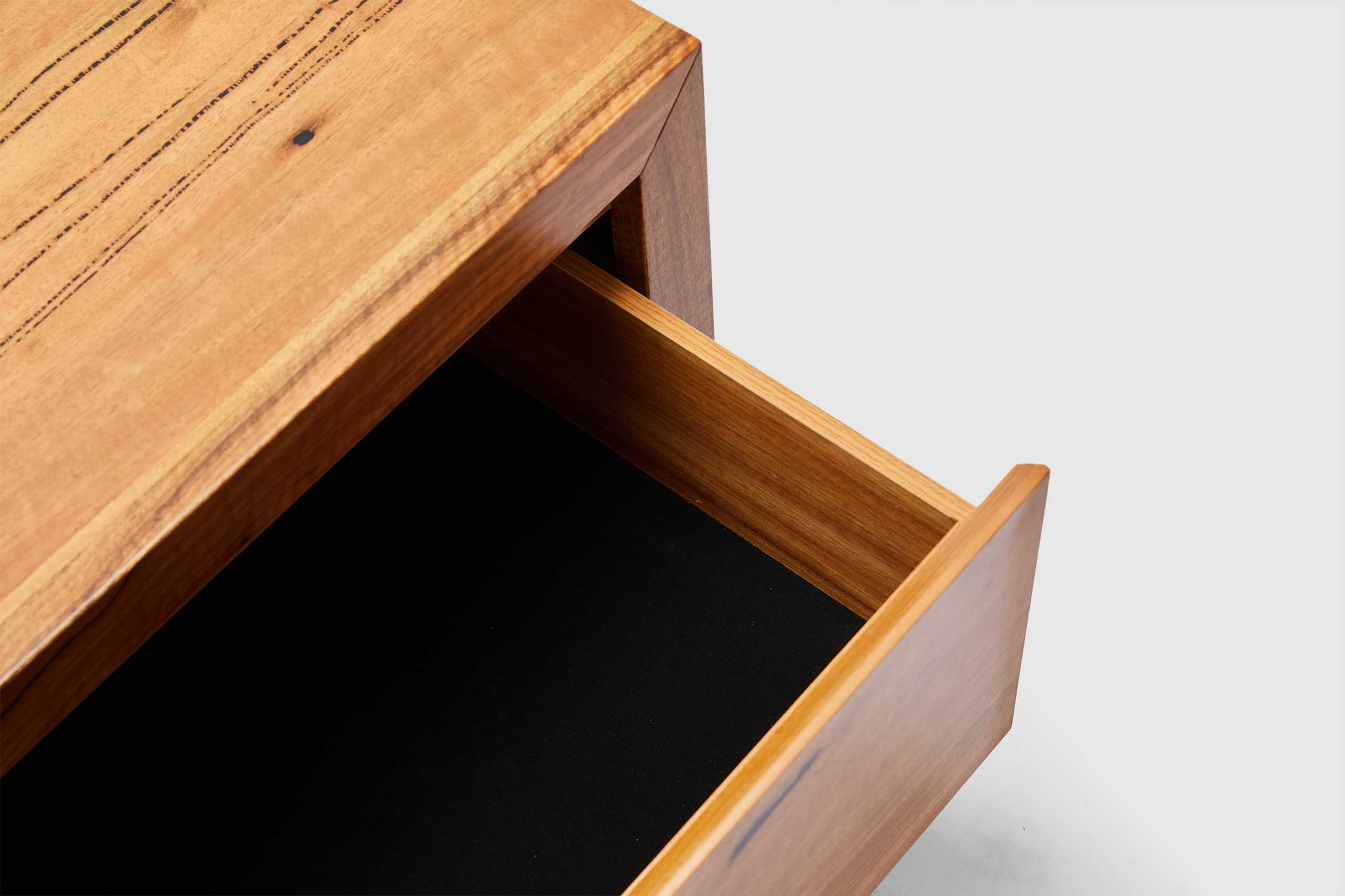 coffee table kalgoolie - marri